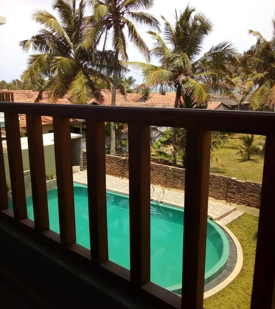 Hotel Star White - Negombo Kudapaduwa 3*,  Sri Lanka
